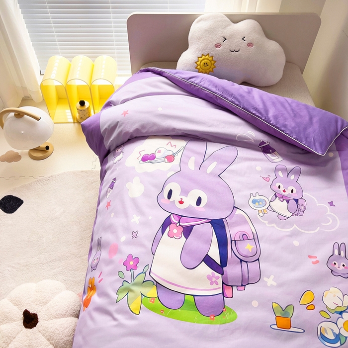 91家纺网 家纺一手货源 找家纺 梵赫 2025新款卡通全棉A类夹棉两用幼儿园儿童夏被被套 背包兔-紫