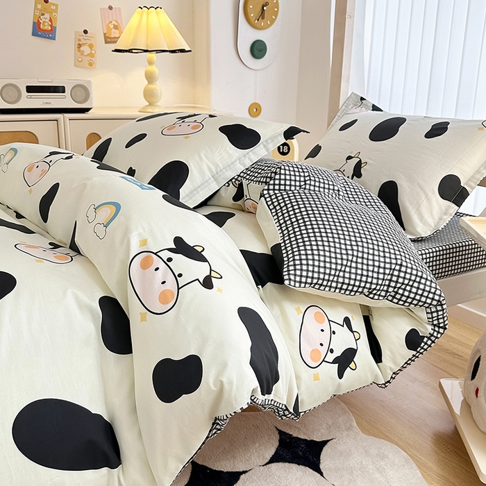 91家纺网 家纺一手货源 找家纺 卡普二店 2024新款爆款加厚卡通小清新全棉纯棉学生宿舍三件套床笠隔天可拿 奶牛宝贝