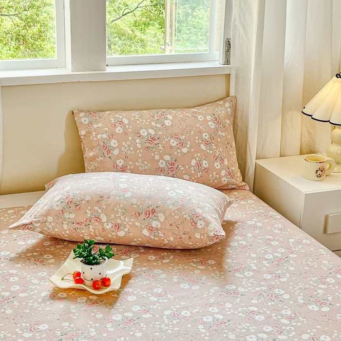 91家纺网 家纺一手货源 找家纺 优米家纺 2025新款ins小清新双层纱印花床单 梦回花海