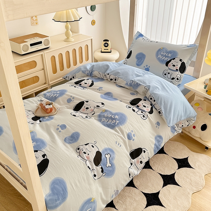 91家纺网 家纺一手货源 找家纺 卡普 2025新款爆款加厚卡通小清新全棉纯棉学生宿舍三件套床笠隔天可拿幸运波比