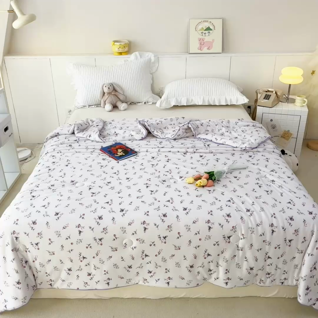 91家纺网 家纺一手货源 找家纺 龙图家纺 2025新款A类母婴针织棉夏被印花卡通凉感丝夏凉被空调被 长相思