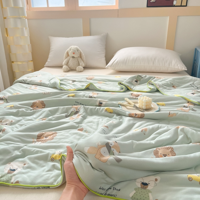 91家纺网 家纺一手货源 找家纺 龙图家纺 2025新款A类母婴针织棉夏被印花卡通凉感丝夏凉被空调被 动物王国