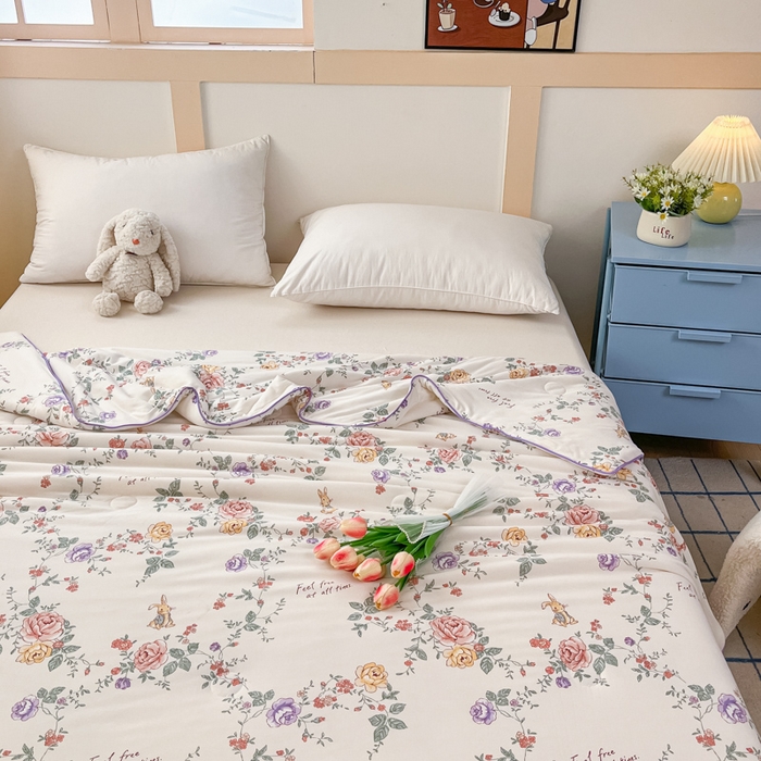 91家纺网 家纺一手货源 找家纺 龙图家纺 2025新款A类母婴针织棉夏被印花卡通凉感丝夏凉被空调被 蔷薇兔