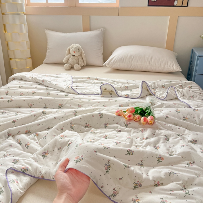 91家纺网 家纺一手货源 找家纺 龙图家纺 2025新款A类母婴针织棉夏被印花卡通凉感丝夏凉被空调被 花千朵