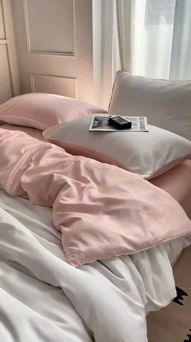 91家纺网 家纺一手货源 找家纺 乐沐家纺 2024新款夏季水洗冰丝四件套水洗真丝纯色双拼单被套-风格二 奶油粉白