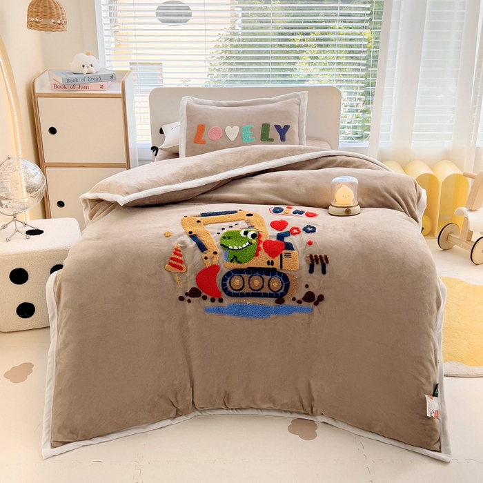 91家纺网 家纺一手货源 找家纺 （总）梵赫 2025新款A类牛奶绒毛巾绣儿童幼儿园三件套多件套