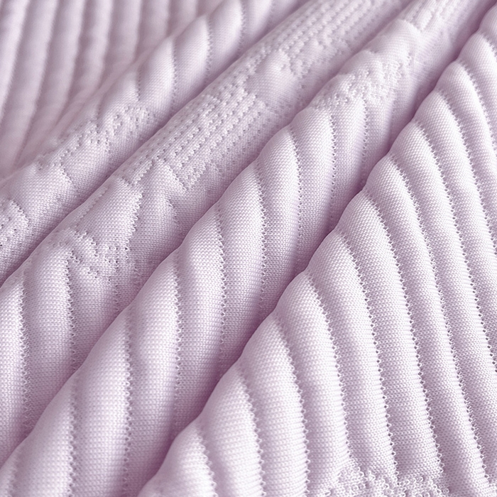 91家纺网 家纺一手货源 找家纺 蓝邻家纺 2025年新款PE提花海岛皱花边织带款凉席系列 羽希-浅紫
