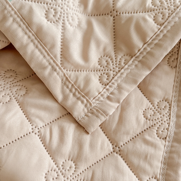 91家纺网 家纺一手货源 找家纺 2025新款亲肤舒适水洗棉夏被 水洗棉-卡其