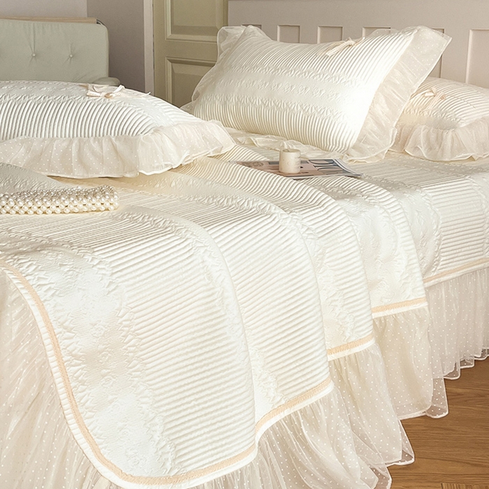 91家纺网 家纺一手货源 找家纺 蓝邻家纺 2025年新款PE提花海岛皱花边织带款凉席系列 羽希-米白