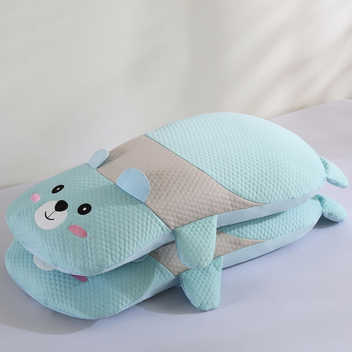 91家纺网 家纺一手货源 找家纺 （总）蔻眠 2025新款凉豆豆凉感丝荞麦护颈枕头儿童学生成人卡通枕芯趴趴狗
