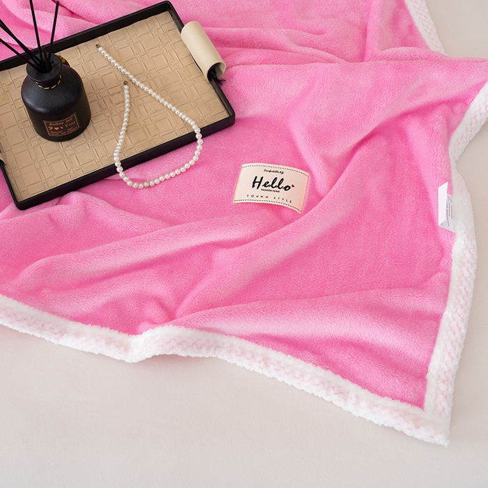 91家纺网 家纺一手货源 找家纺 好多家纺 2025新款亲肤纯色包边盖毯毯子 粉红