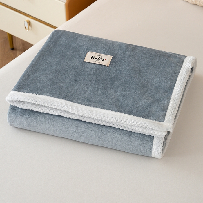 91家纺网 家纺一手货源 找家纺 好多家纺 2025新款亲肤纯色包边盖毯毯子 浅灰