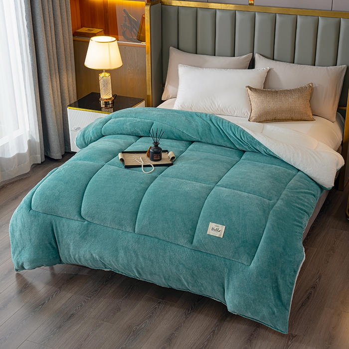 91家纺网 家纺一手货源 找家纺 好多家纺 2025春夏新款跨境电商爆款秋冬新款牛奶绒羊羔绒保暖加厚冬被牛奶绒被子被芯 深绿