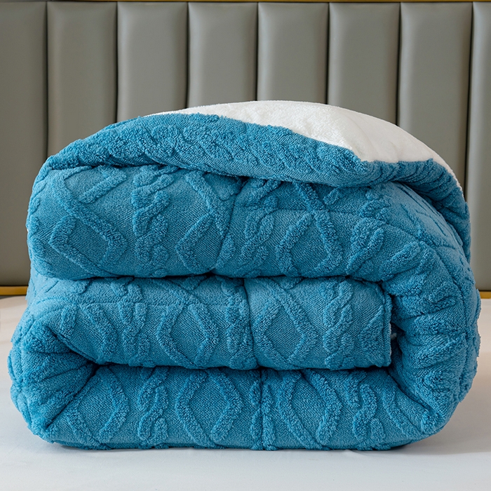 91家纺网 家纺一手货源 找家纺 好多家纺 2025春夏新款塔芙绒北极绒加厚冬被子被芯 蓝色