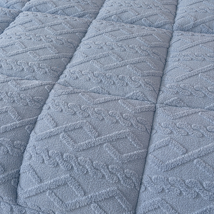 91家纺网 家纺一手货源 找家纺 好多家纺 2025春夏新款塔芙绒北极绒加厚冬被子被芯 灰色