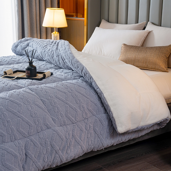 91家纺网 家纺一手货源 找家纺 好多家纺 2025春夏新款塔芙绒北极绒加厚冬被子被芯 灰色