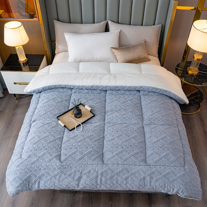 91家纺网 家纺一手货源 找家纺 好多家纺 2025春夏新款塔芙绒北极绒加厚冬被子被芯 灰色