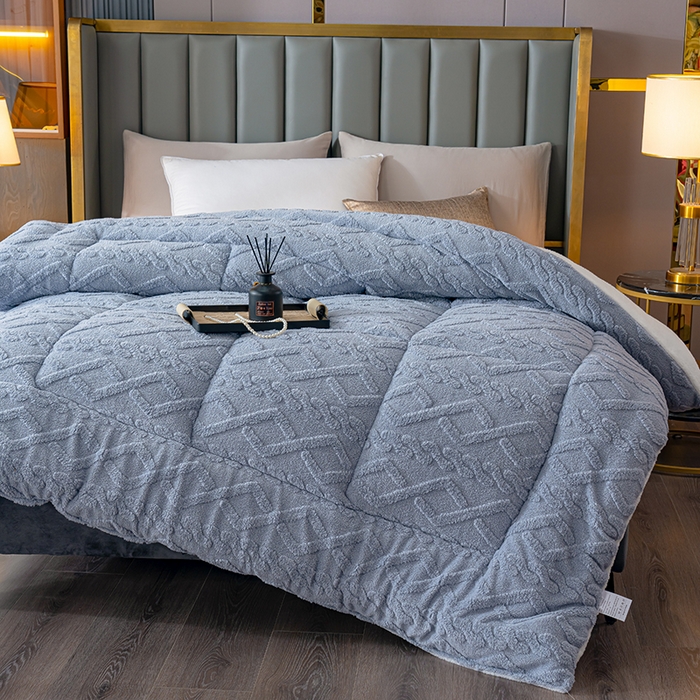 91家纺网 家纺一手货源 找家纺 好多家纺 2025春夏新款塔芙绒北极绒加厚冬被子被芯 灰色