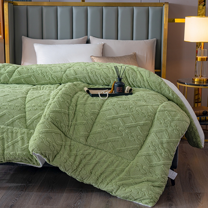 91家纺网 家纺一手货源 找家纺 好多家纺 2025春夏新款塔芙绒北极绒加厚冬被子被芯 芥末绿