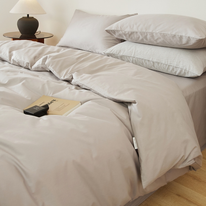 91家纺网 家纺一手货源 找家纺 EH家居 2025新款春夏40支全棉斜纹四件套-半糖主义系列 半糖-浅灰