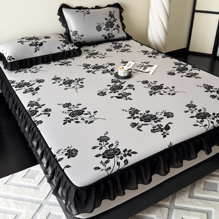 91家纺网 家纺一手货源 找家纺 （总）九花鹿 2025新款A类法式赫本风PE凉感提花冰丝凉席-床笠款