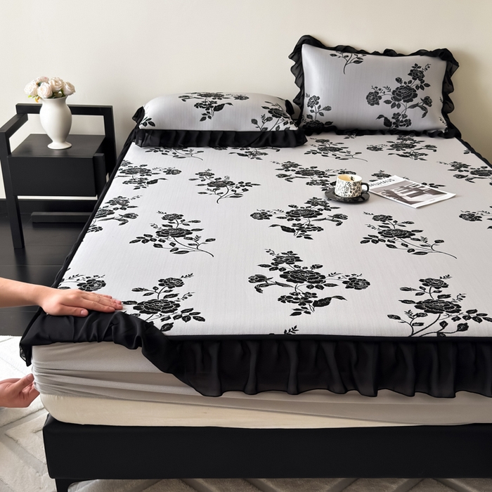 91家纺网 家纺一手货源 找家纺 （总）九花鹿 2025新款A类法式赫本风PE凉感提花冰丝凉席-床笠款