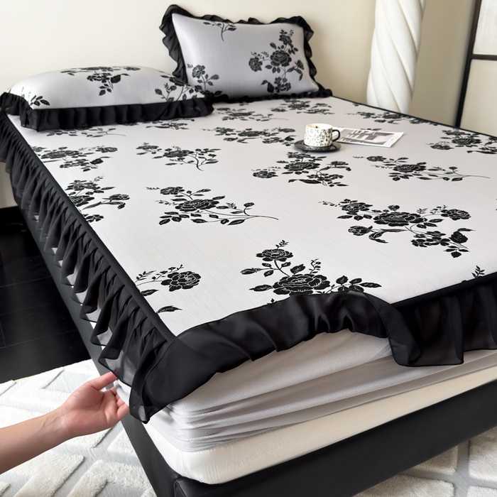 91家纺网 家纺一手货源 找家纺 （总）九花鹿 2025新款A类法式赫本风PE凉感提花冰丝凉席-床笠款