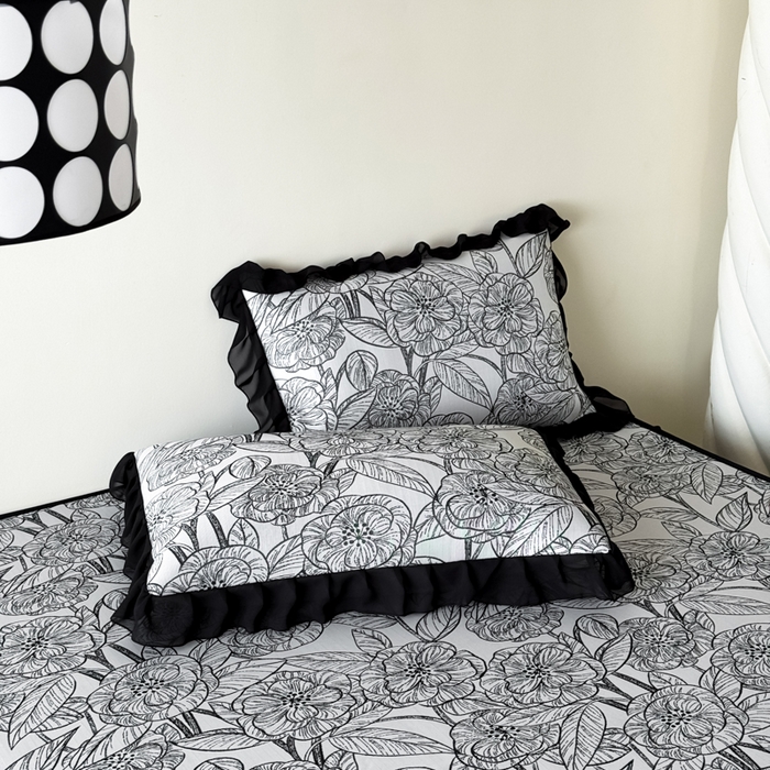 91家纺网 家纺一手货源 找家纺 九花鹿 2025新款A类法式赫本风PE凉感提花冰丝凉席-床笠款 床笠款-复古繁花