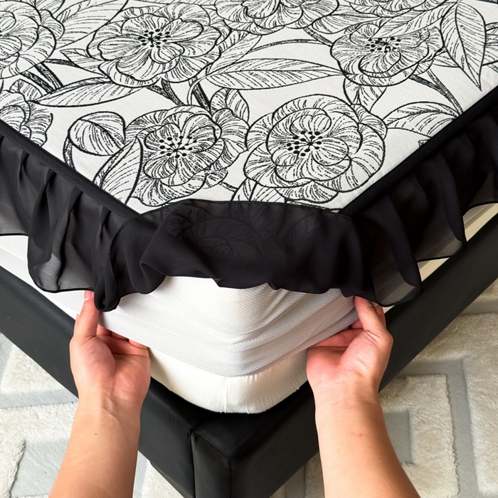 91家纺网 家纺一手货源 找家纺 九花鹿 2025新款A类法式赫本风PE凉感提花冰丝凉席-床笠款 床笠款-复古繁花