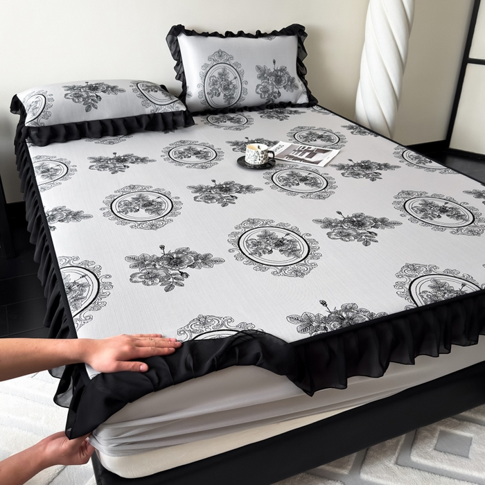 91家纺网 家纺一手货源 找家纺 九花鹿 2025新款A类法式赫本风PE凉感提花冰丝凉席-床笠款 床笠款-镜中花