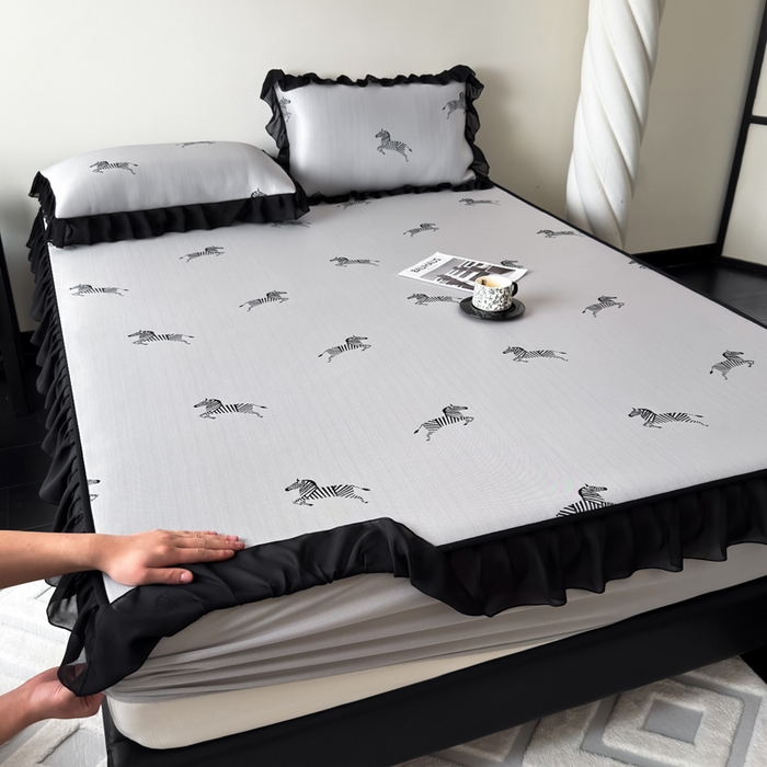 91家纺网 家纺一手货源 找家纺 九花鹿 2025新款A类法式赫本风PE凉感提花冰丝凉席-床笠款 床笠款-马德里