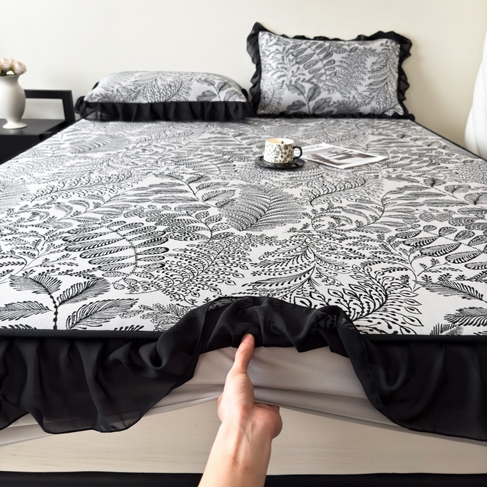 91家纺网 家纺一手货源 找家纺 九花鹿 2025新款A类法式赫本风PE凉感提花冰丝凉席-床笠款 床笠款-幽然风情