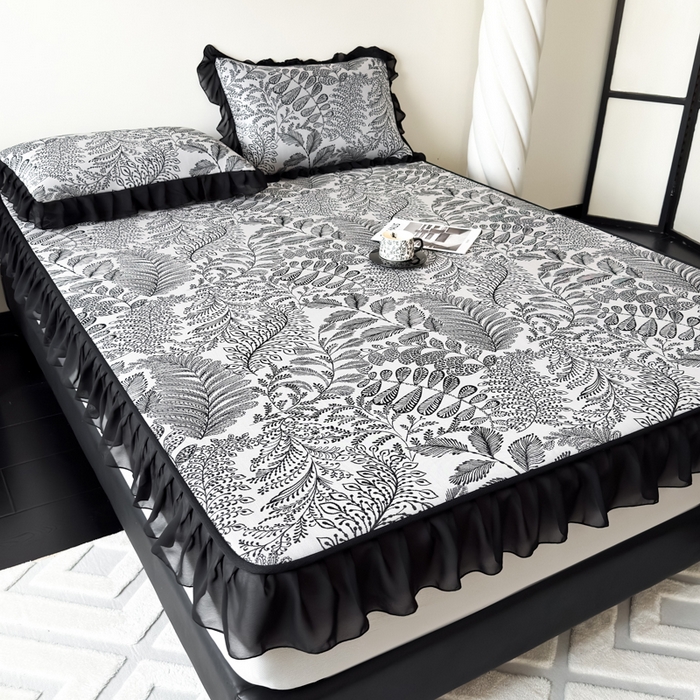 91家纺网 家纺一手货源 找家纺 九花鹿 2025新款A类法式赫本风PE凉感提花冰丝凉席-床笠款 床笠款-幽然风情