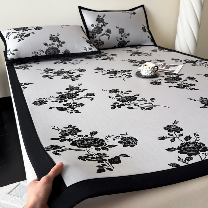 91家纺网 家纺一手货源 找家纺 （总）九花鹿 2025新款A类赫本风PE凉感提花冰丝凉席-平铺款