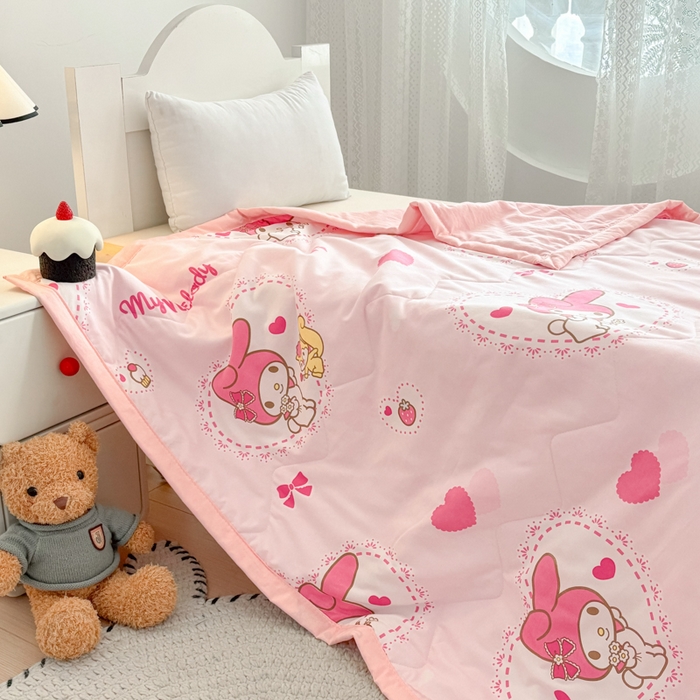 91家纺网 家纺一手货源 找家纺 花满路 2025新款亲肤卡通三丽鸥针织棉夏被 天使美乐蒂