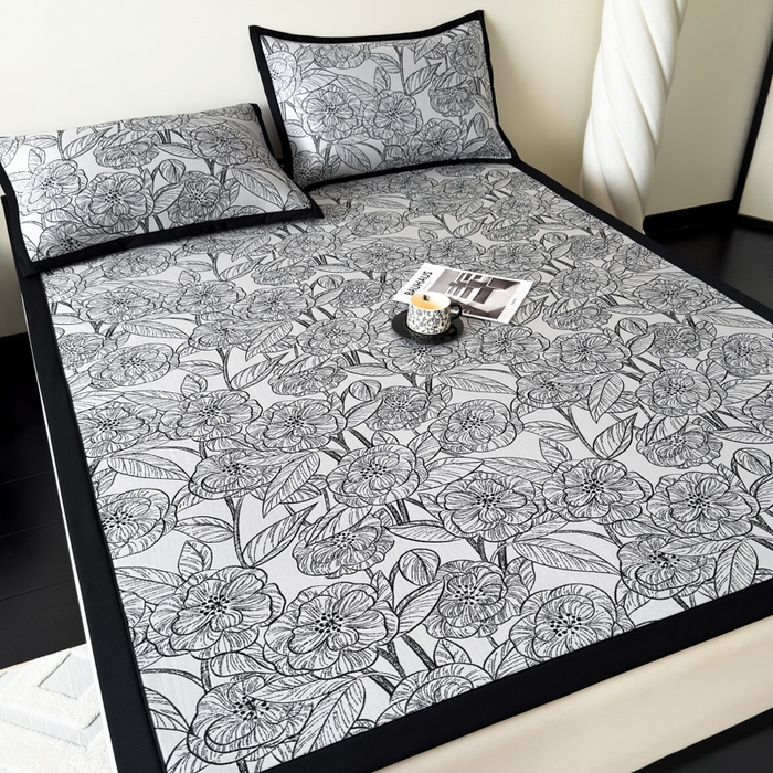 91家纺网 家纺一手货源 找家纺 九花鹿 2025新款A类赫本风PE凉感提花冰丝凉席-平铺款 复古繁花