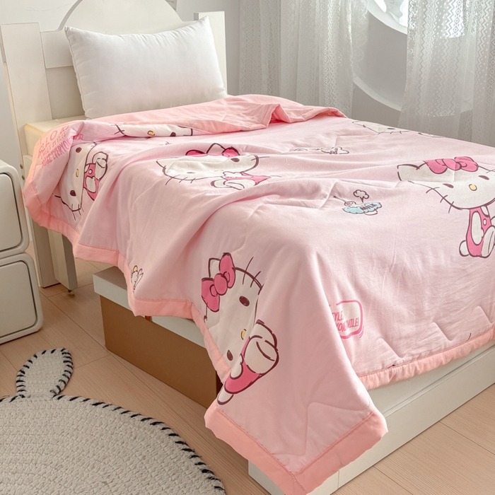 91家纺网 家纺一手货源 找家纺 花满路 2025新款亲肤卡通三丽鸥针织棉夏被 甜美kitty