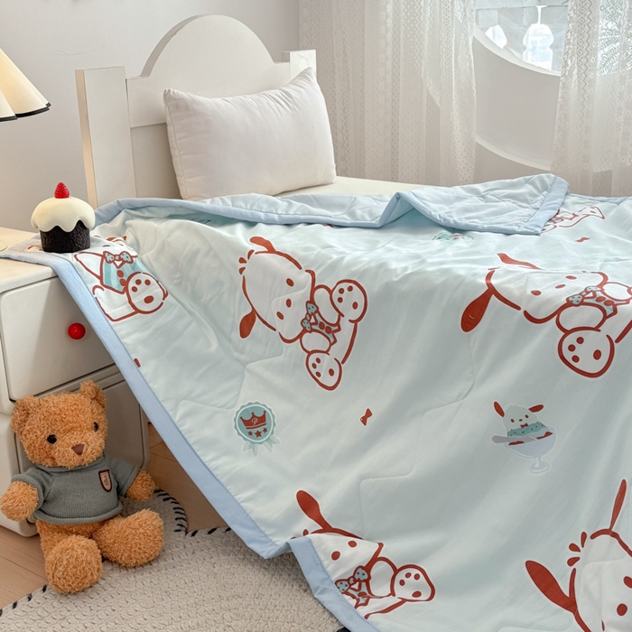 91家纺网 家纺一手货源 找家纺 花满路 2025新款亲肤卡通三丽鸥针织棉夏被 顽皮卡帕狗