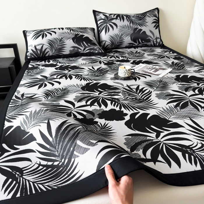 91家纺网 家纺一手货源 找家纺 九花鹿 2025新款A类赫本风PE凉感提花冰丝凉席-平铺款 焦岚