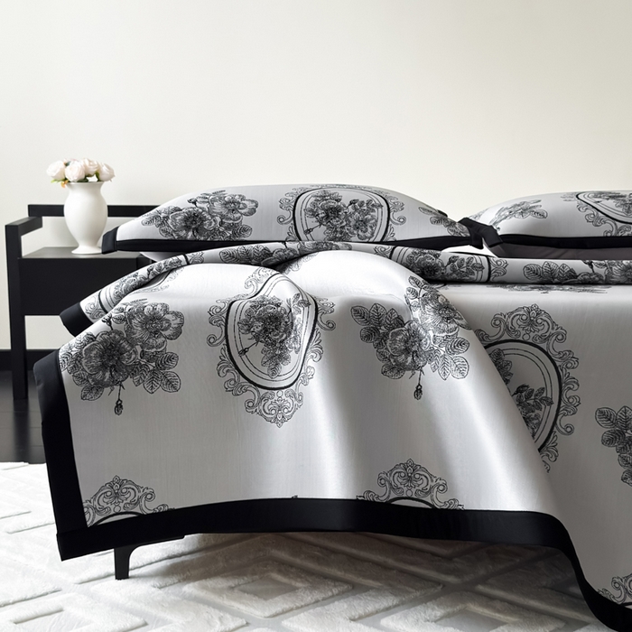 91家纺网 家纺一手货源 找家纺 九花鹿 2025新款A类赫本风PE凉感提花冰丝凉席-平铺款 镜中花