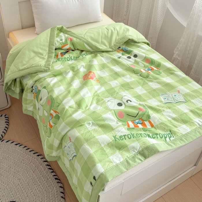 91家纺网 家纺一手货源 找家纺 花满路 2025新款亲肤卡通三丽鸥针织棉夏被 博士大眼蛙