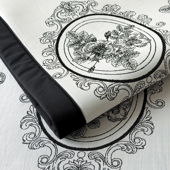 91家纺网 家纺一手货源 找家纺 九花鹿 2025新款A类赫本风PE凉感提花冰丝凉席-平铺款 镜中花