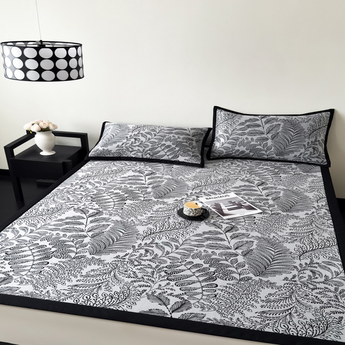 91家纺网 家纺一手货源 找家纺 九花鹿 2025新款A类赫本风PE凉感提花冰丝凉席-平铺款 幽然风情