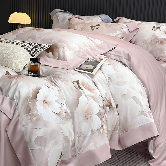 91家纺网 家纺一手货源 找家纺 2025新品A类100支天丝棉夹棉床盖床笠四件套全棉床单加厚高端数码印花长绒棉夏季轻奢真丝床上用品 蝶织梦-粉