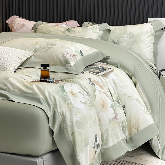 91家纺网 家纺一手货源 找家纺 2025夏季A类母婴级天丝棉印花四件套纯棉全棉高端数码印花丝滑裸睡长绒棉被套真丝床上用品 蝶织梦-绿