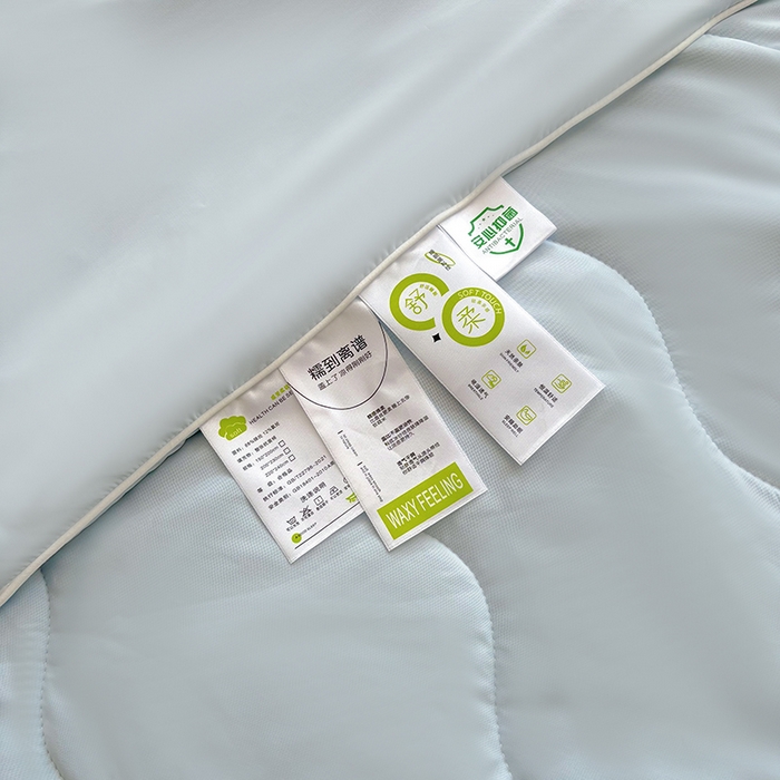 91家纺网 家纺一手货源 找家纺 百寐 2025新款A类160克88%锦纶+12%氨纶锦氨夏被纯色夏凉被空调被 浅蓝
