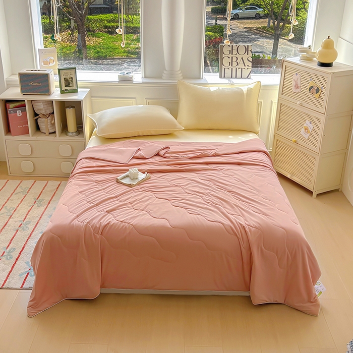 百寐 2025新款A类160克88%锦纶+12%氨纶锦氨夏被纯色夏凉被空调被 深粉