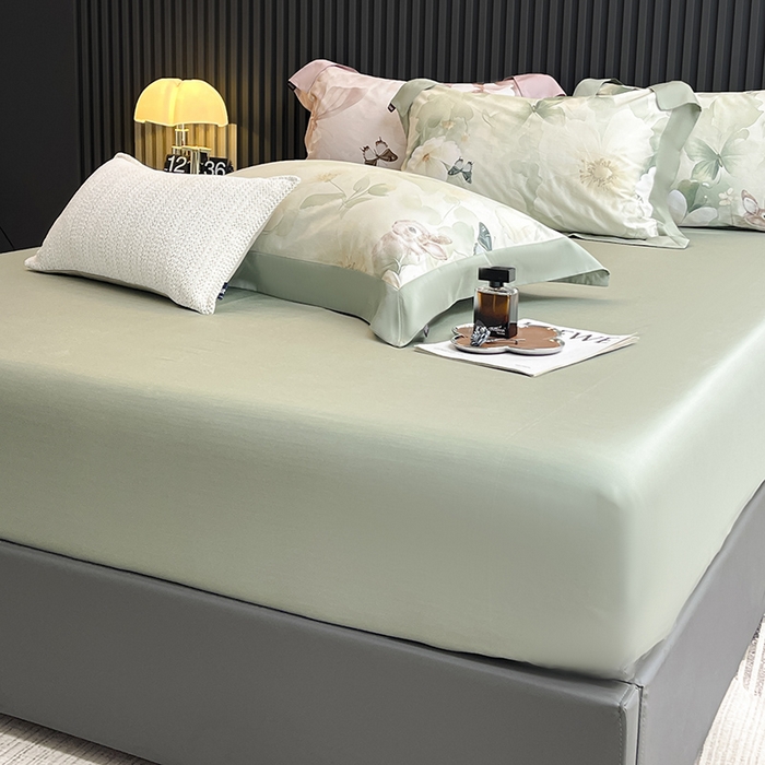 91家纺网 家纺一手货源 找家纺 2025A类母婴级天丝棉夹棉床盖床笠四件套全棉纯棉纯色长绒棉真丝保护罩高级感印花床上用品 蝶织梦-绿