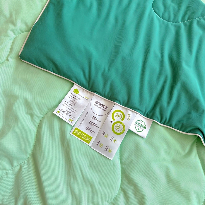 91家纺网 家纺一手货源 找家纺 百寐 2025新款A类160克88%锦纶+12%氨纶锦氨夏被纯色夏凉被空调被 深绿+浅绿