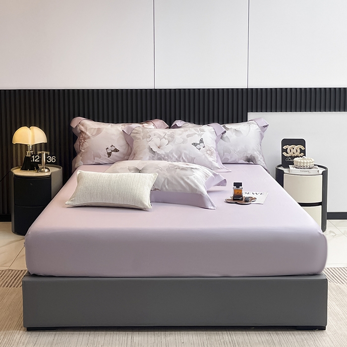 91家纺网 家纺一手货源 找家纺 2025A类母婴级天丝棉夹棉床盖床笠四件套全棉纯棉纯色长绒棉真丝保护罩高级感印花床上用品 蝶织梦-紫